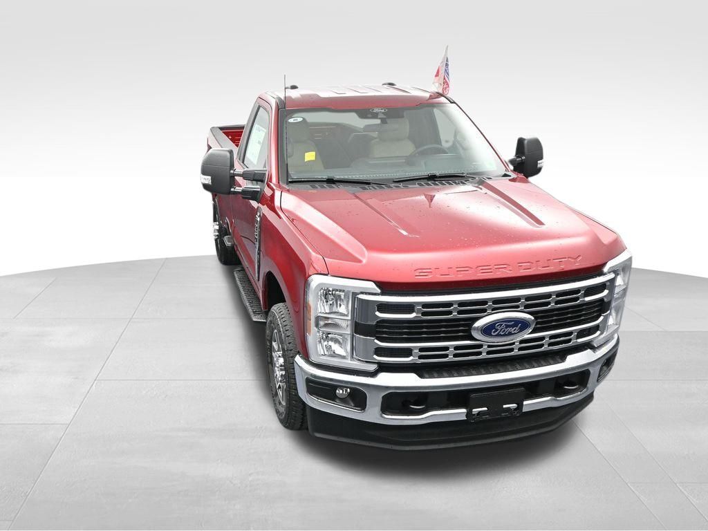 2025 Ford F-350 Super Duty XLT
