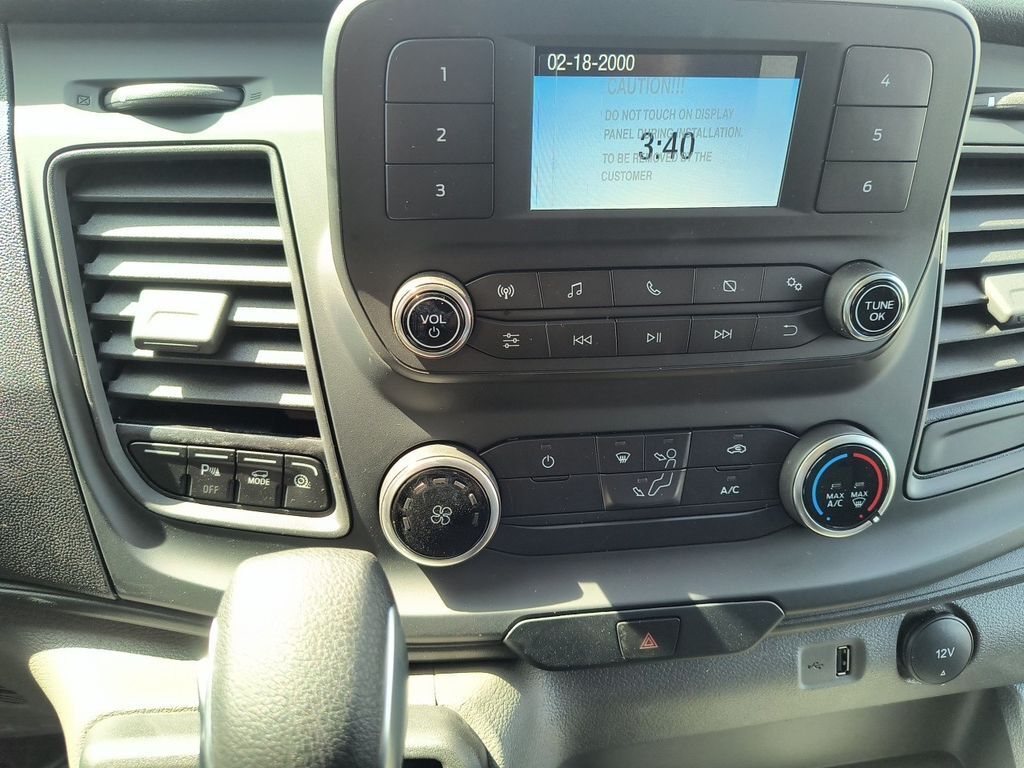 2025 Ford Transit 250