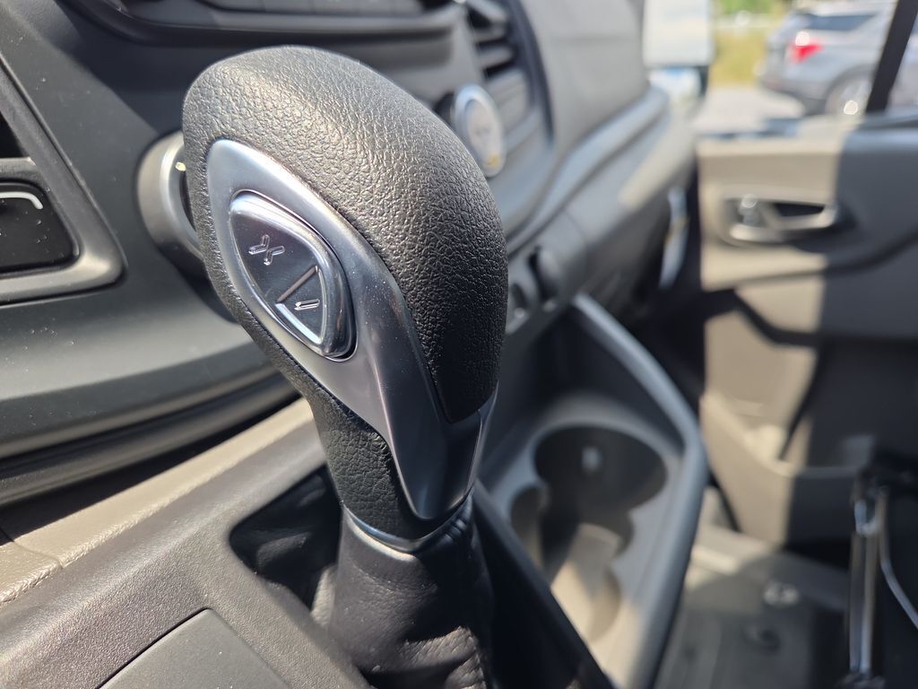 2024 Ford Transit 250