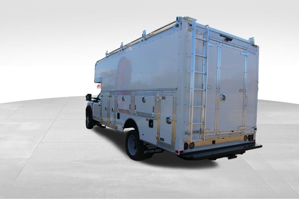 2023 Ford F-550 Super Duty 