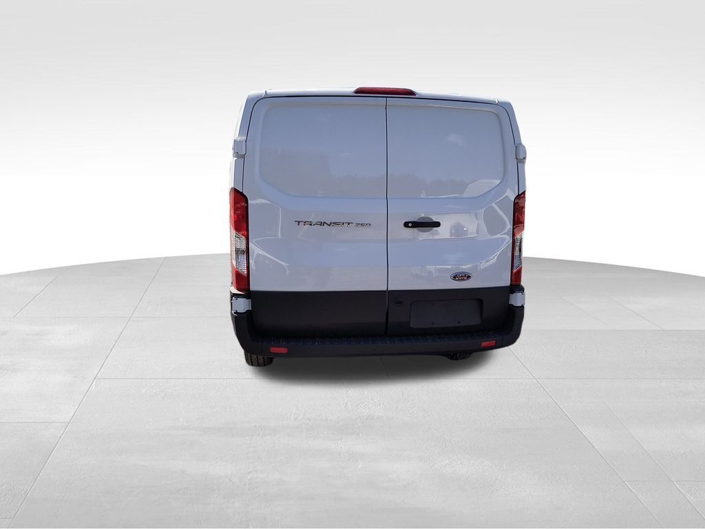 2025 Ford Transit 250