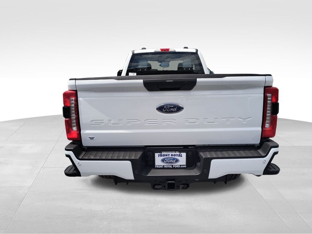2025 Ford F-350 Super Duty XL
