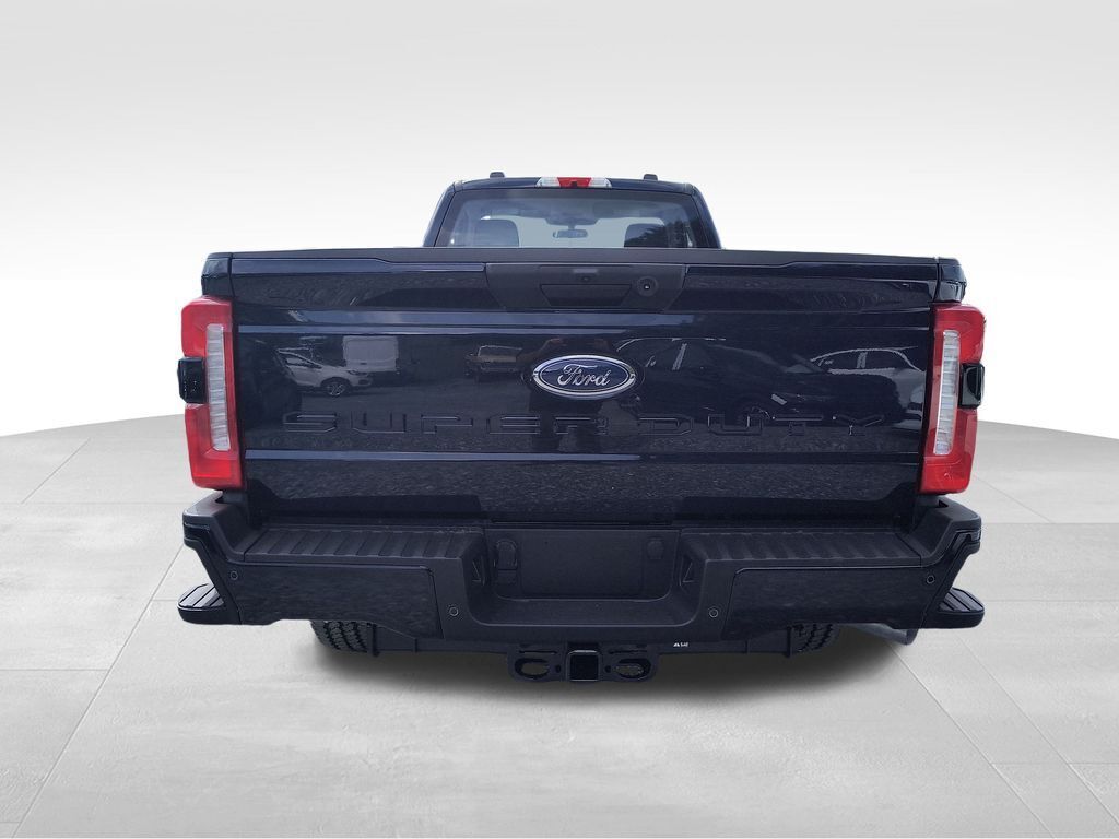2025 Ford F-350 Super Duty XL