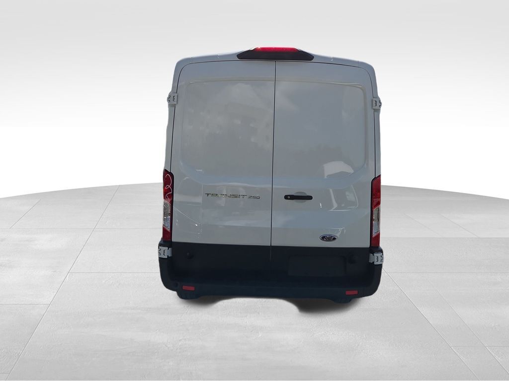 2025 Ford Transit 250