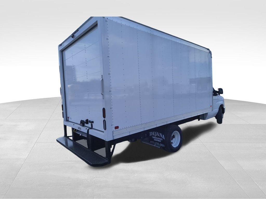 2024 Ford E-Series E-350 SD
