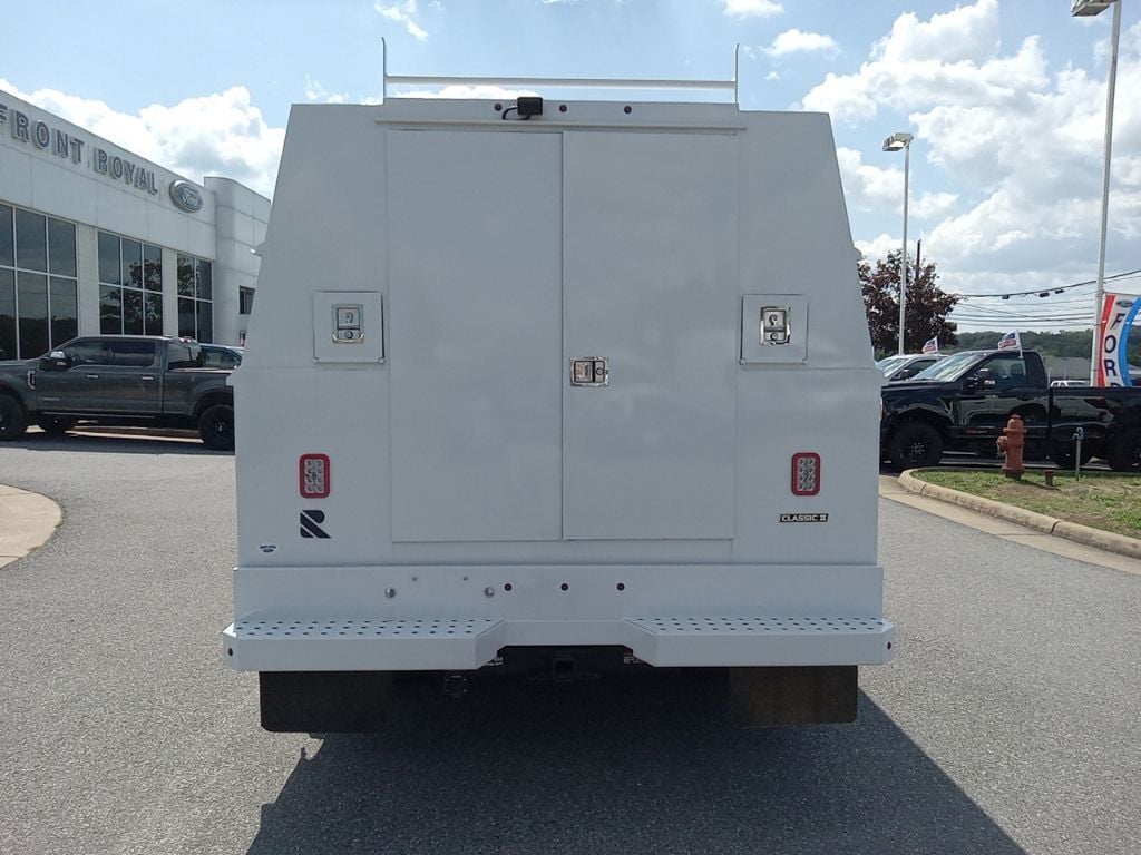 2023 Ford F-550 Super Duty 
