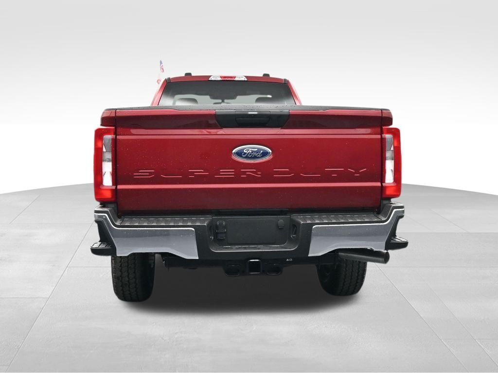 2025 Ford F-350 Super Duty XLT