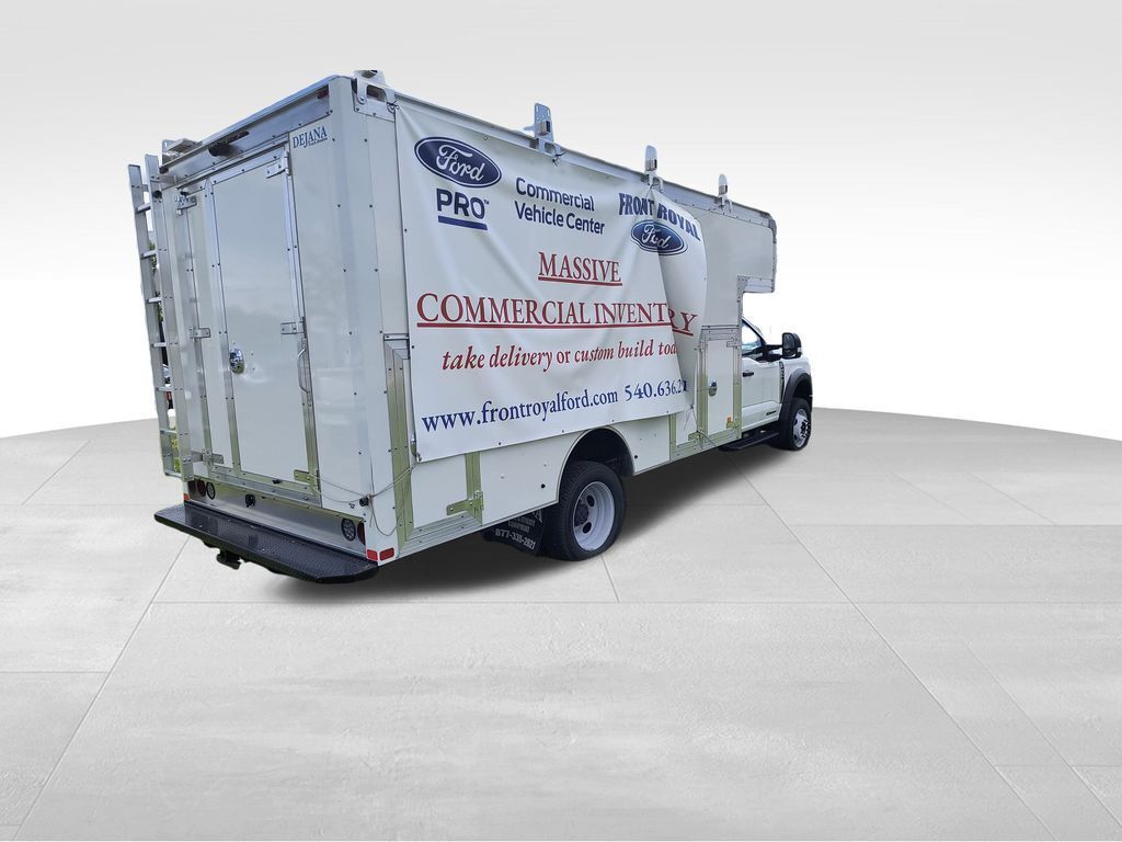 2023 Ford F-550 Super Duty 
