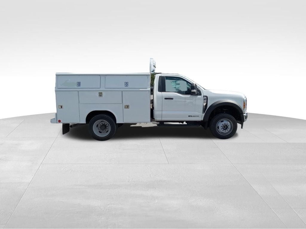 2023 Ford F-550 Super Duty 