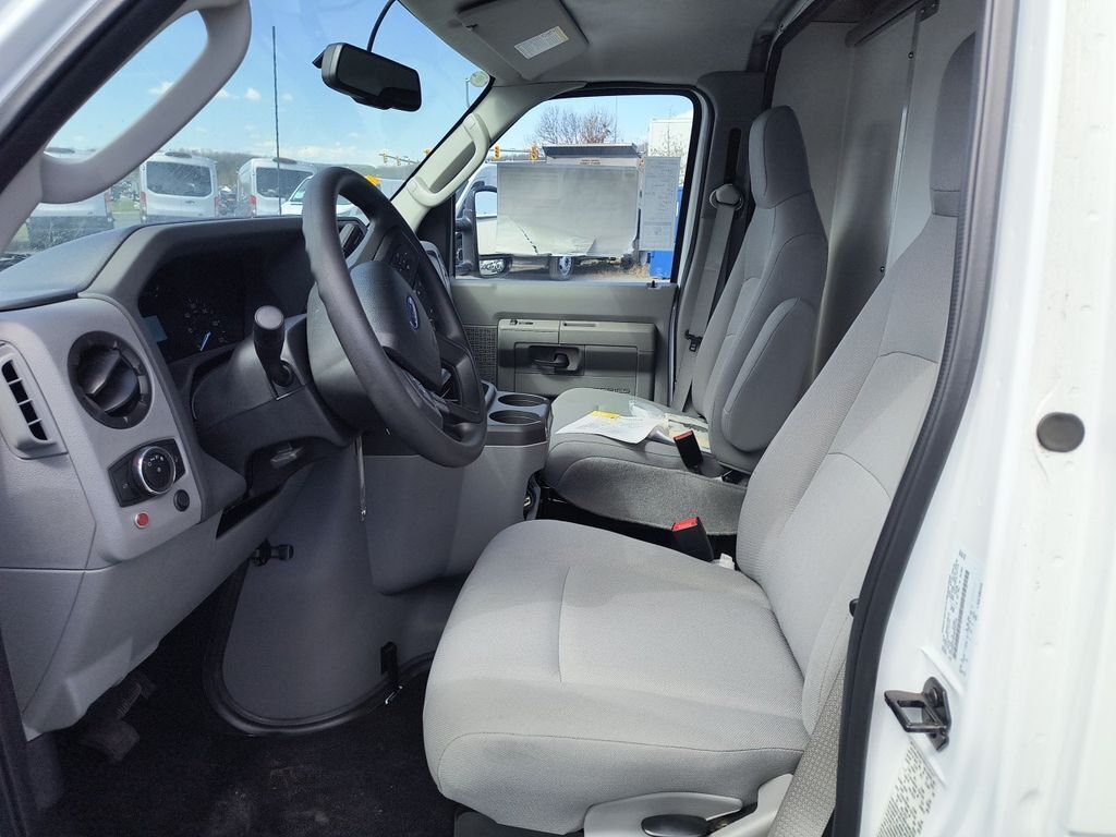 2024 Ford E-Series E-350 SD