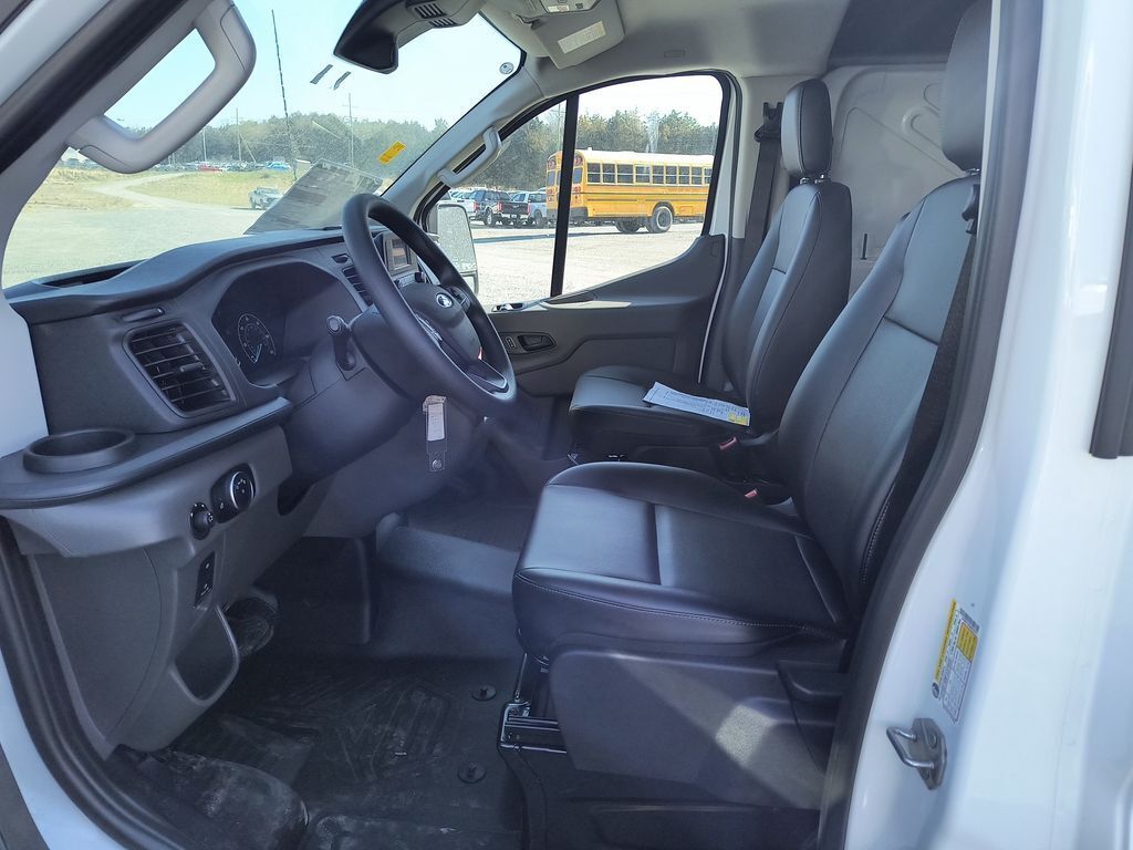 2024 Ford Transit 250