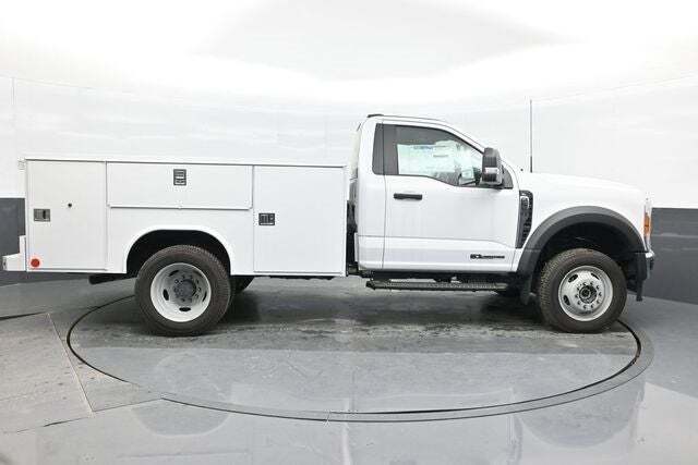 2023 Ford F-550 Super Duty 