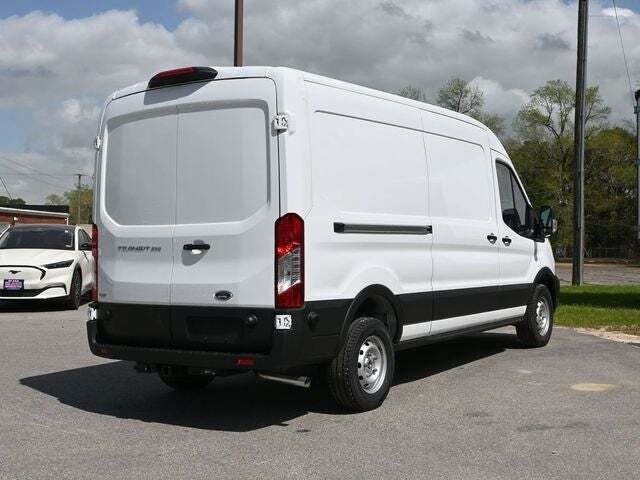 2025 Ford Transit 250