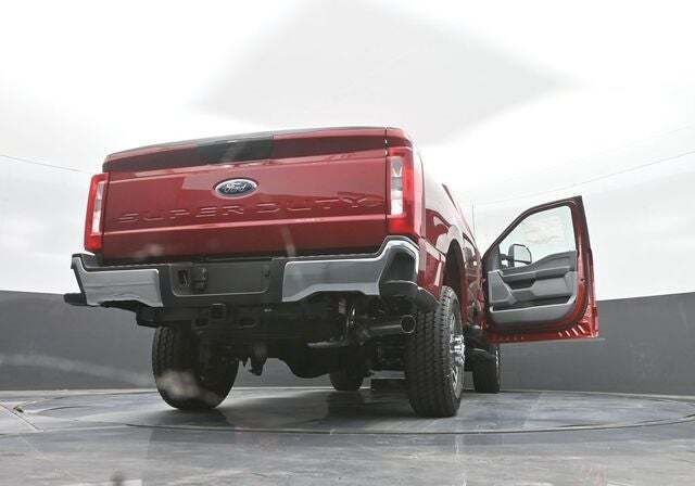 2025 Ford F-350 Super Duty XL