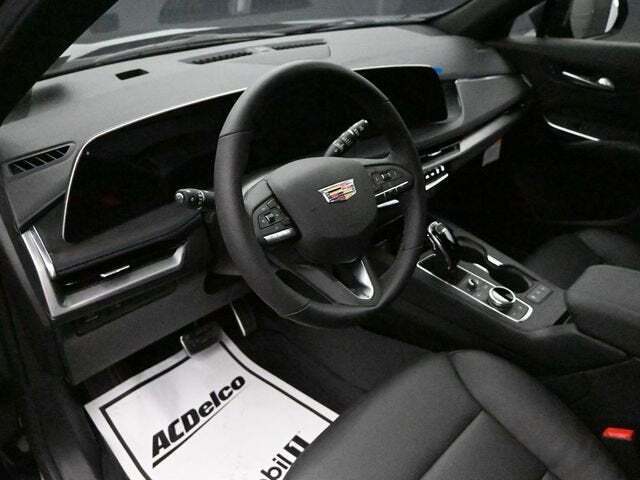 2025 Cadillac XT4 Sport
