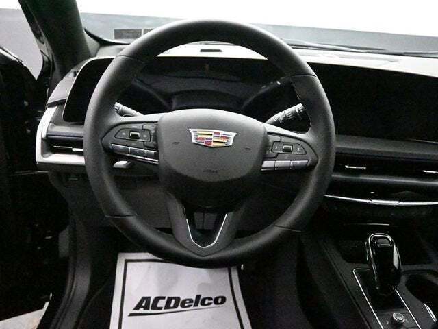 2025 Cadillac XT4 Sport