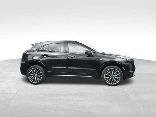 2025 Cadillac XT4 Sport