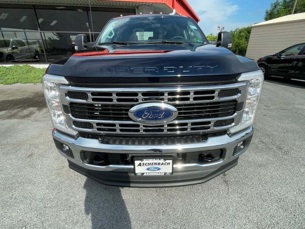 2025 Ford F-350 Super Duty XLT