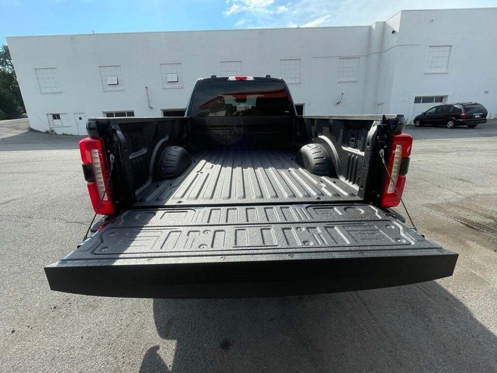 2025 Ford F-350 Super Duty XLT