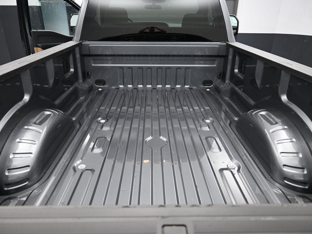 2025 Ford F-350 Super Duty XLT