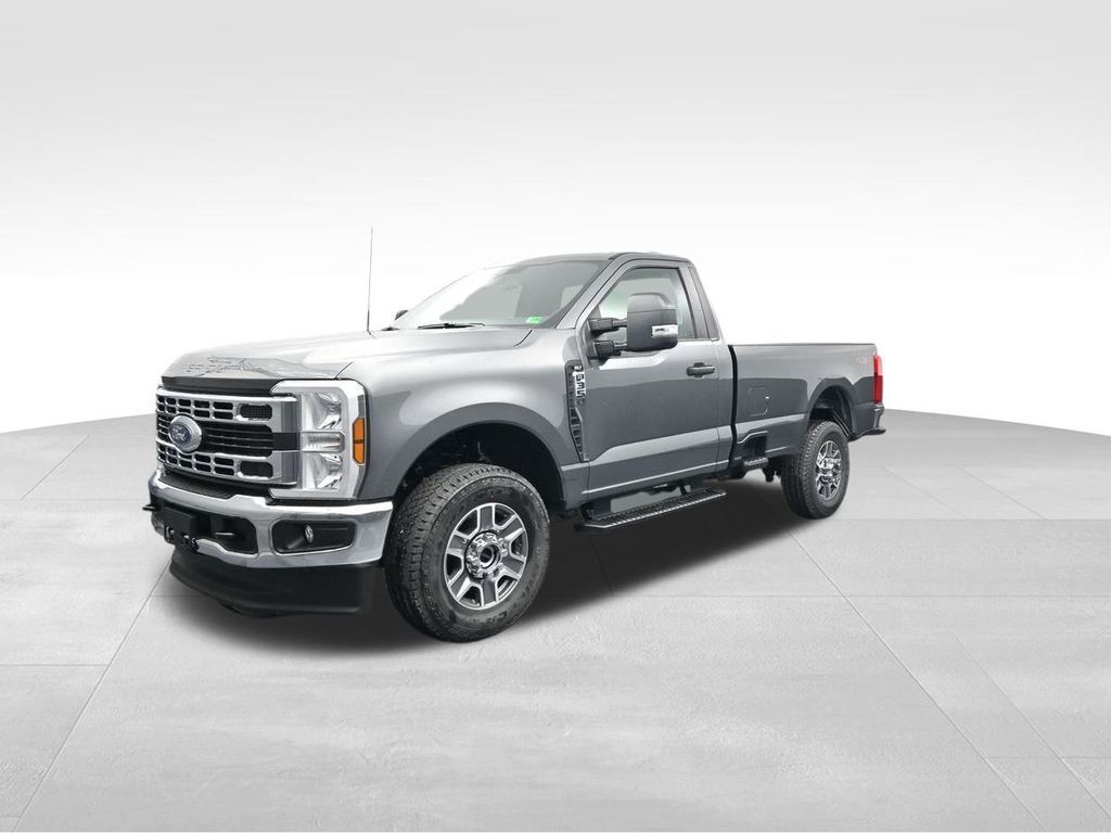 2025 Ford F-350 Super Duty XLT