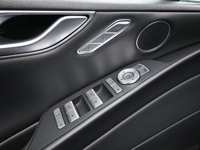 2023 Genesis G80 2.5T