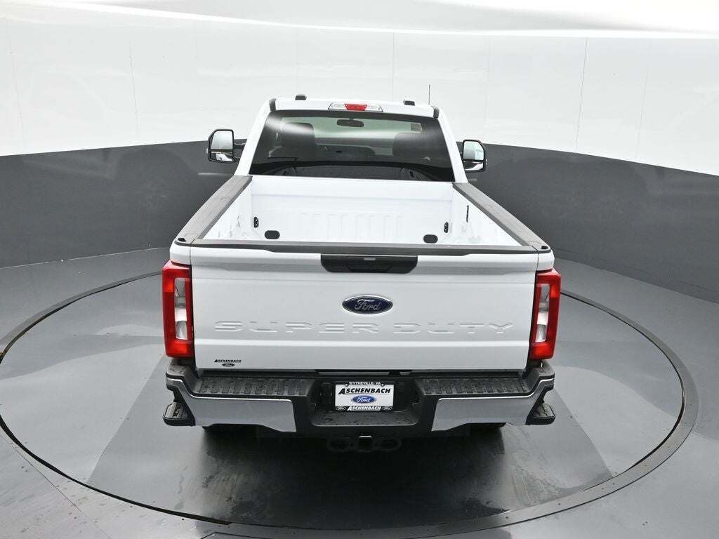 2025 Ford F-250 Super Duty XLT