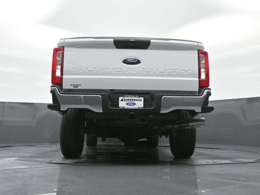 2025 Ford F-250 Super Duty XLT
