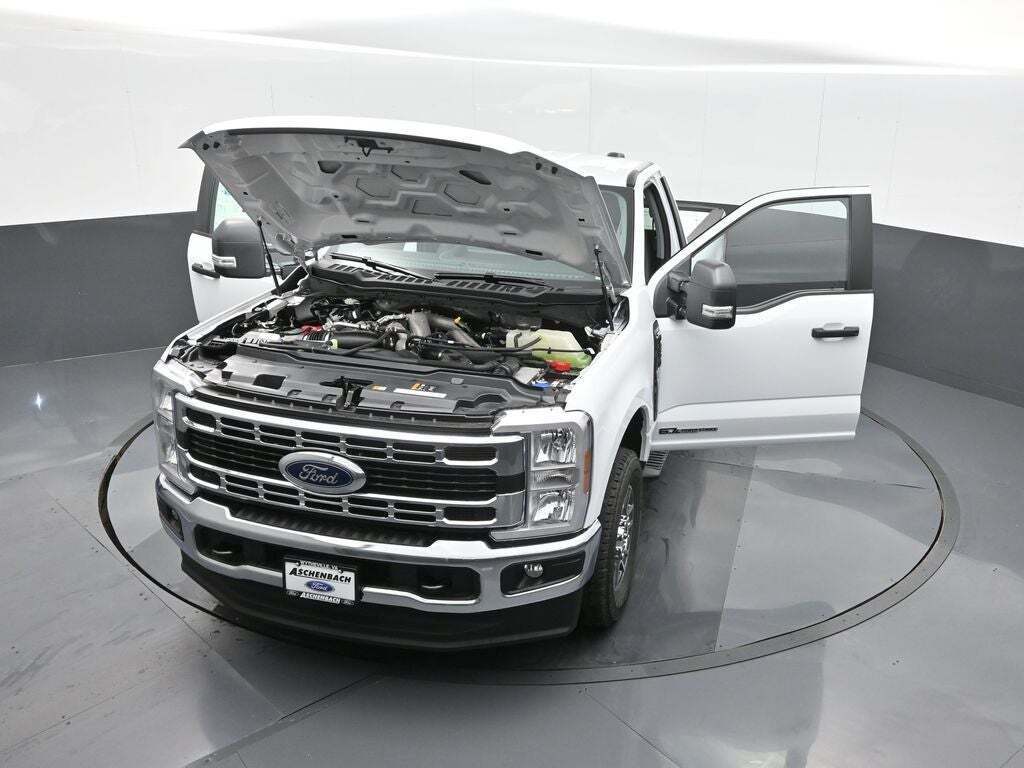 2025 Ford F-250 Super Duty XLT