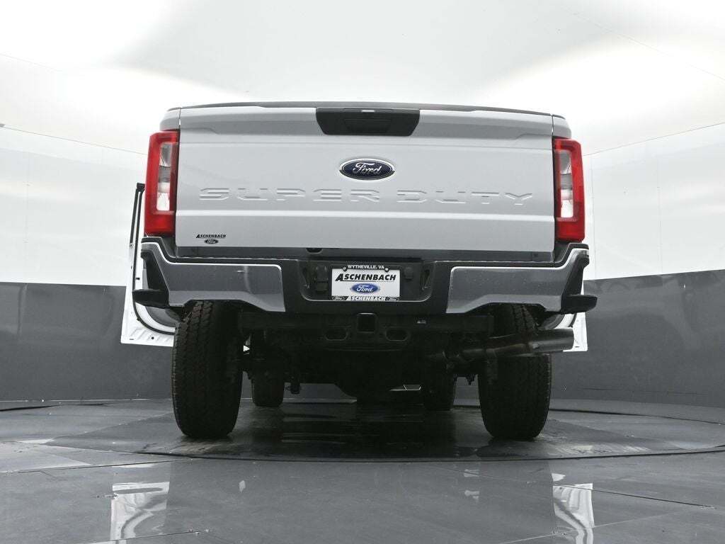 2025 Ford F-250 Super Duty XLT