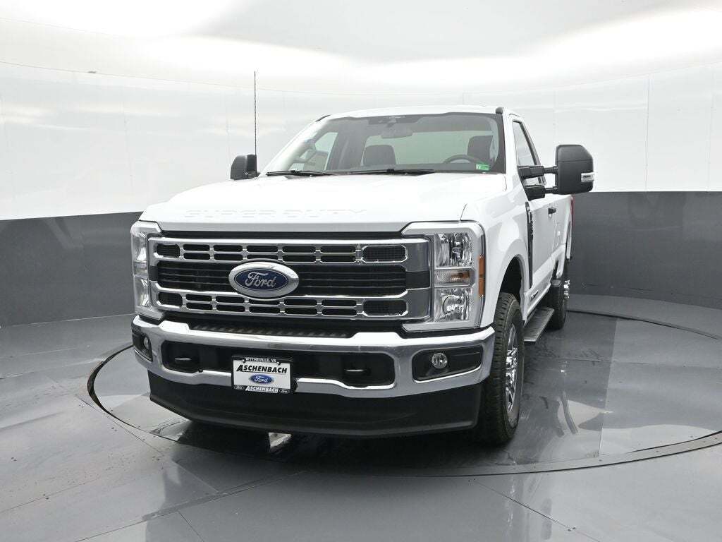 2025 Ford F-250 Super Duty XLT