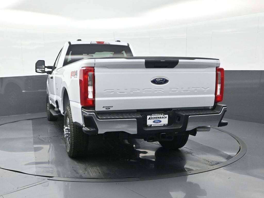 2025 Ford F-250 Super Duty XLT