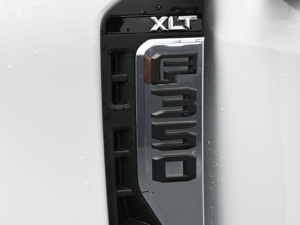 2025 Ford F-350 Super Duty XLT