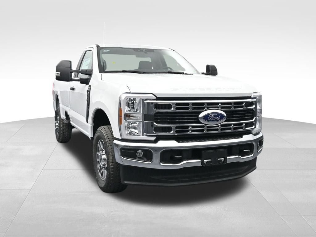 2025 Ford F-350 Super Duty XLT