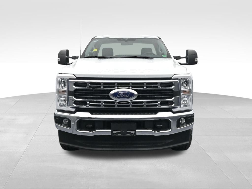 2025 Ford F-350 Super Duty XLT