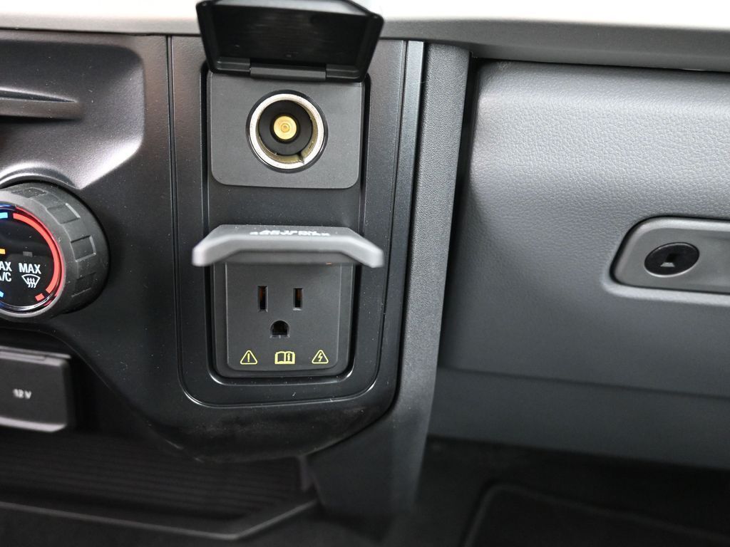 2025 Ford F-350 Super Duty XLT