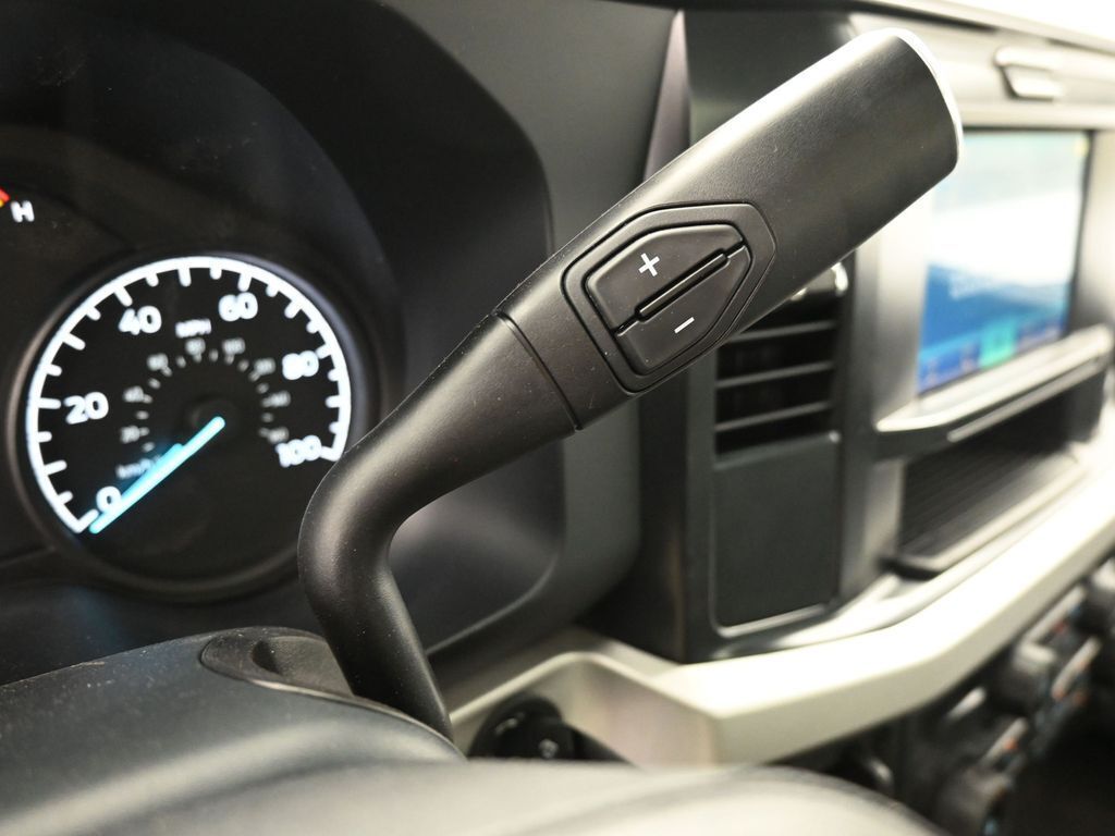 2025 Ford F-350 Super Duty XLT