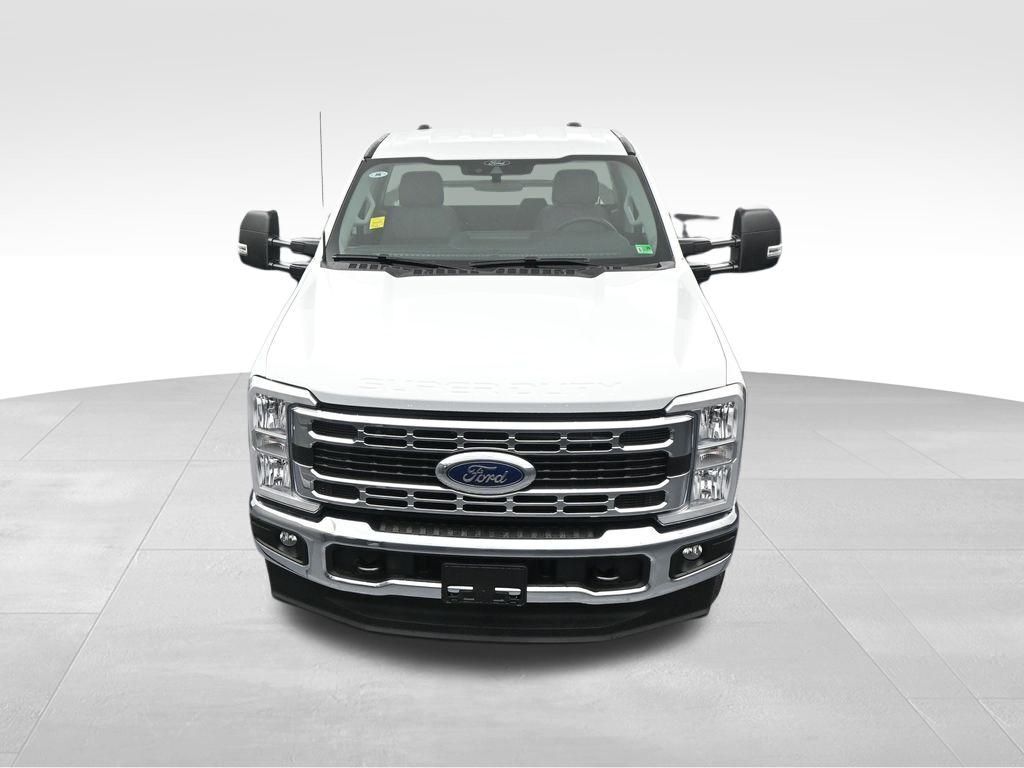 2025 Ford F-350 Super Duty XLT