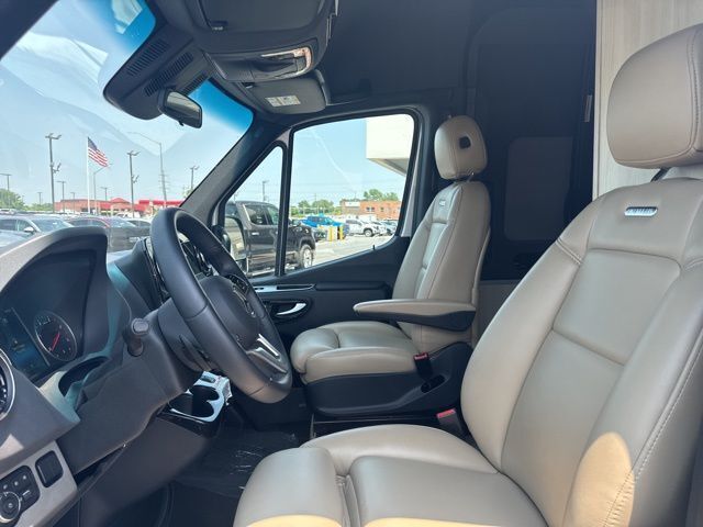 2022 Mercedes-Benz Sprinter 2500