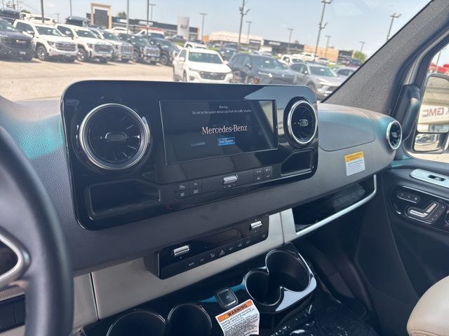 2022 Mercedes-Benz Sprinter 2500
