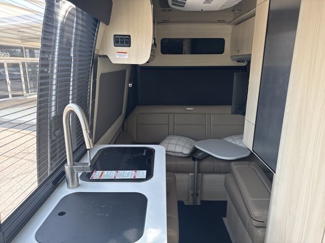 2022 Mercedes-Benz Sprinter 2500