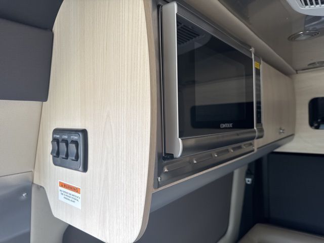 2022 Mercedes-Benz Sprinter 2500