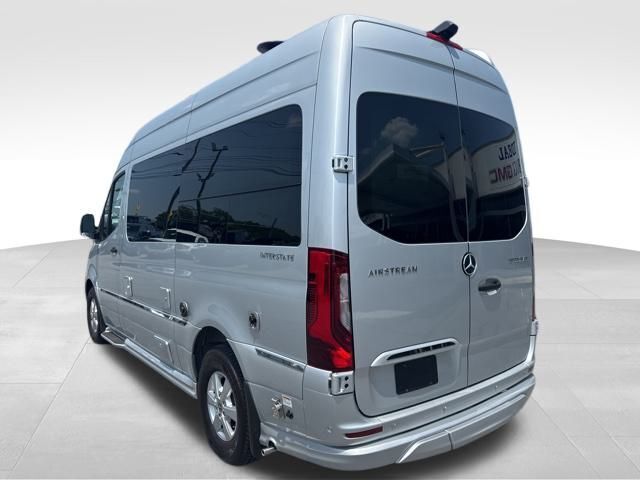 2022 Mercedes-Benz Sprinter 2500