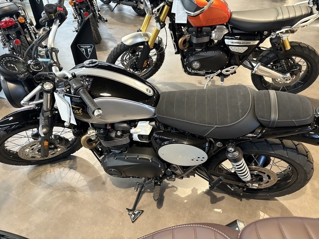 2025 Triumph Scrambler 900 Sapphire Black/Aluminium Silver