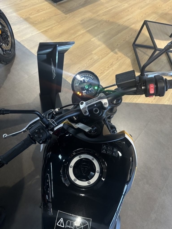 2025 Triumph Trident 660 Cosmic Yellow/Sapphire Black