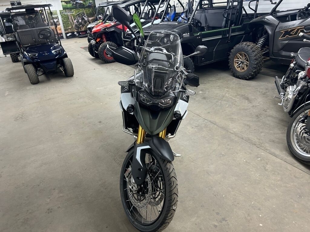 2024 Triumph Tiger 900 Rally Pro Matt Khaki Green / Matt Phantom Black
