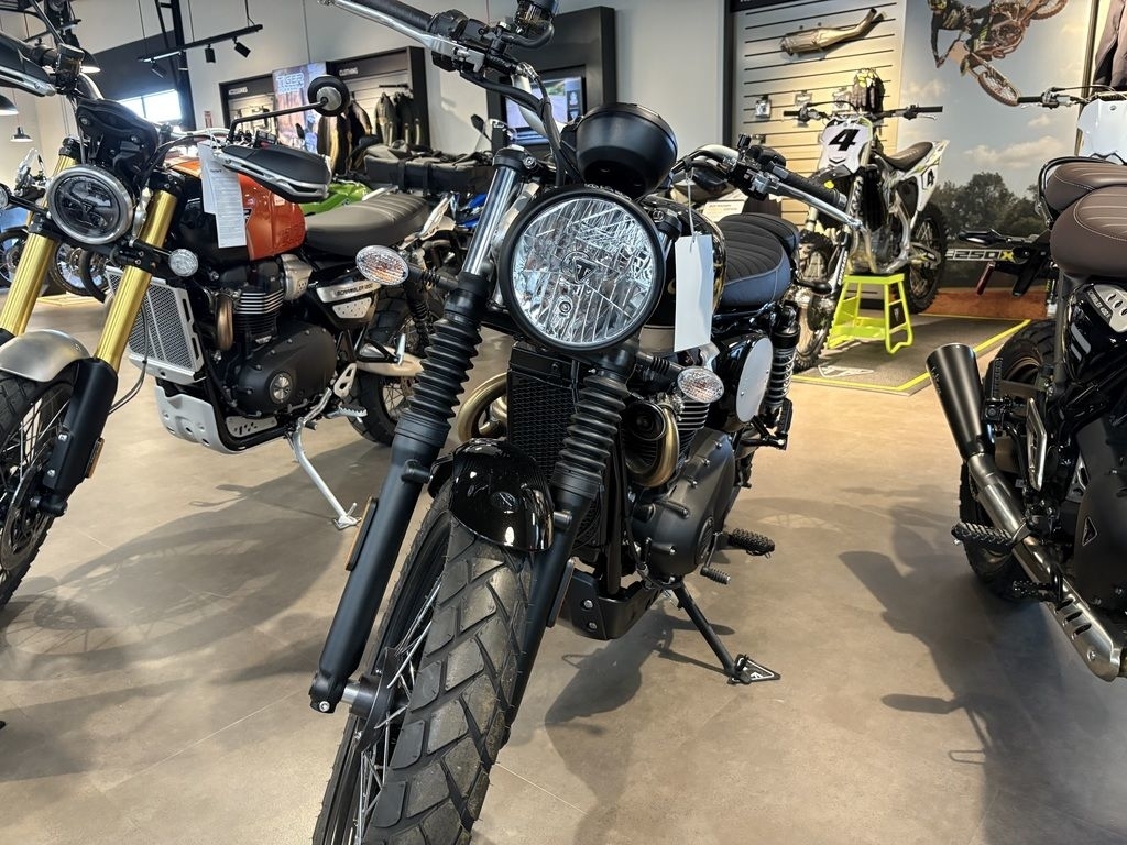 2025 Triumph Scrambler 900 Sapphire Black/Aluminium Silver