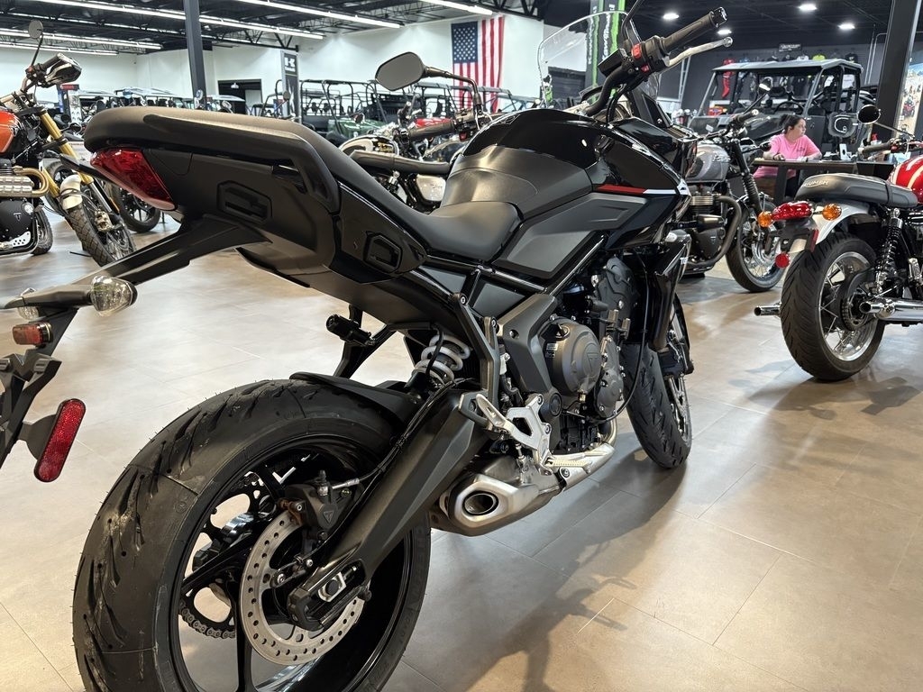 2025 Triumph Tiger Sport 660 Sapphire Black