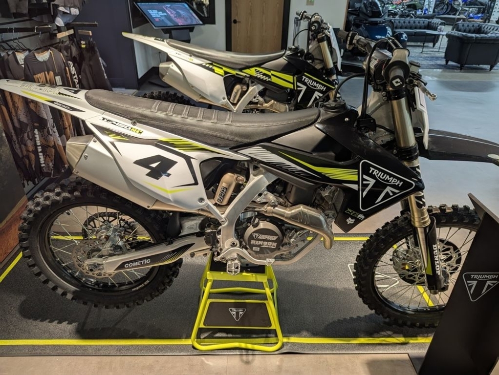 2025 Triumph TF 450-RC Edition Jet Black/Pure White