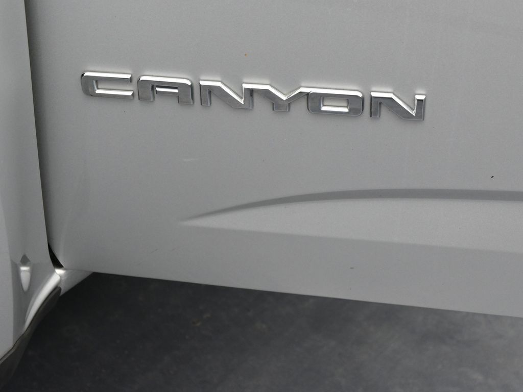 2020 GMC Canyon SLT